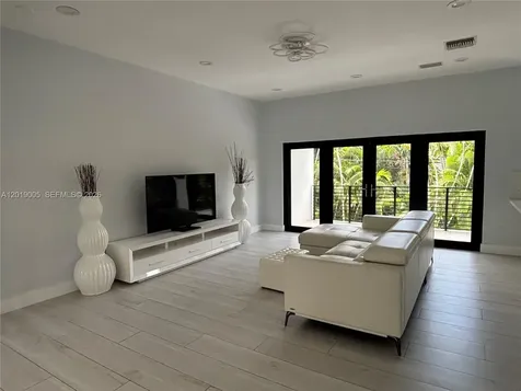 6220 SW 144th Street Coral Gables FL 33158