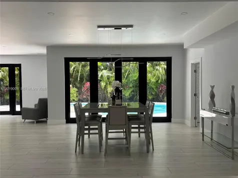 6220 SW 144th Street Coral Gables FL 33158