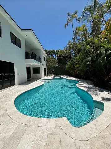 6220 SW 144th Street Coral Gables FL 33158