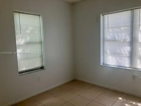 3698 William Avenue Miami FL 33133