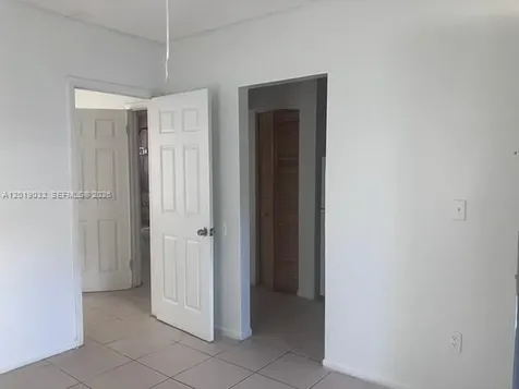 3698 William Avenue Miami FL 33133