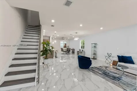6680 NW 102nd Path Doral FL 33178