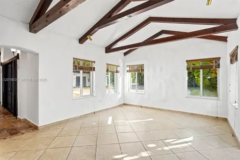 7975 Sunset Drive Miami FL 33143