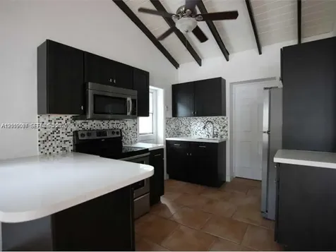 7975 Sunset Drive Miami FL 33143