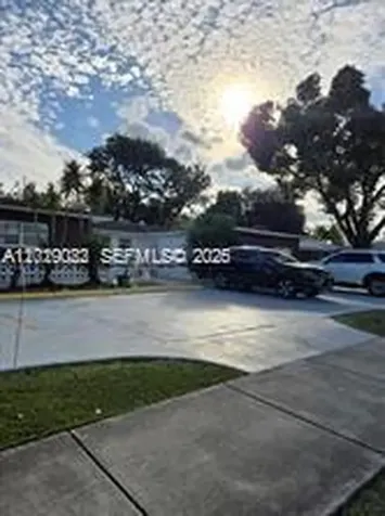 5712 Hollywood Boulevard Hollywood FL 33021