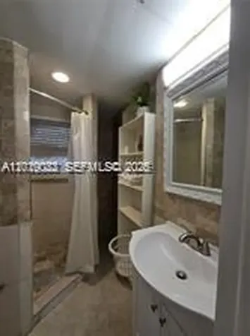 5712 Hollywood Boulevard Hollywood FL 33021