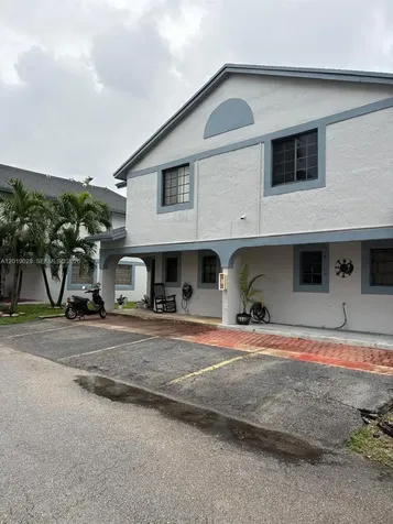 1405 SW 122nd Avenue Miami FL 33184
