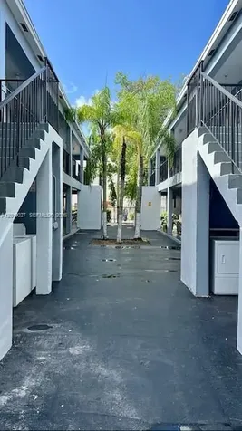 3698 William Avenue Miami FL 33133