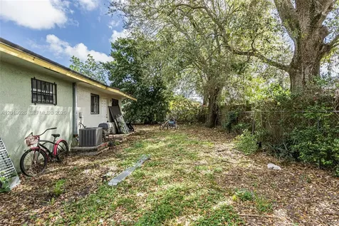 2316-2318 NW 98th Street Miami FL 33147