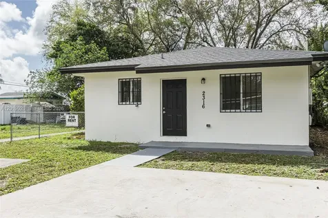 2316-2318 NW 98th Street Miami FL 33147