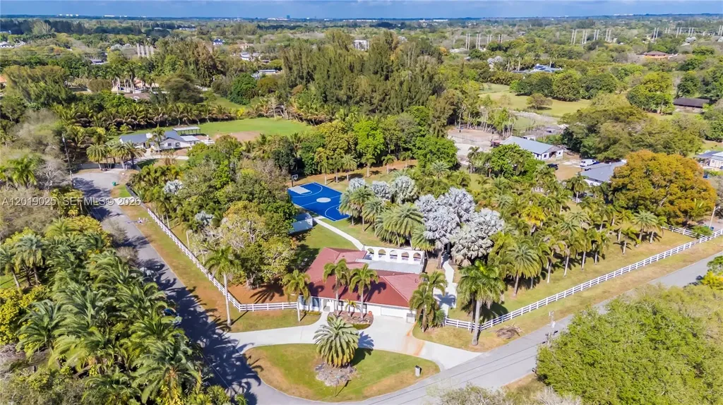 18201 SW 70th Place Southwest Ranches FL 33331