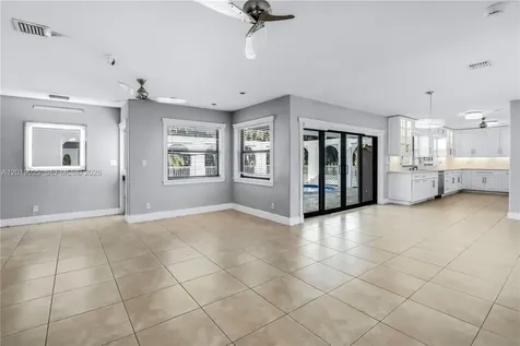 18201 SW 70th Place Southwest Ranches FL 33331
