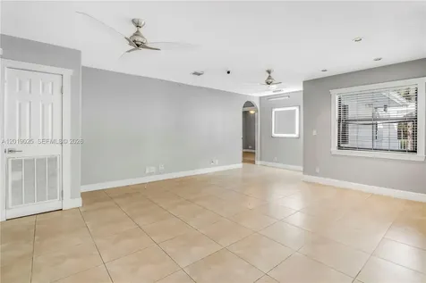 18201 SW 70th Place Southwest Ranches FL 33331