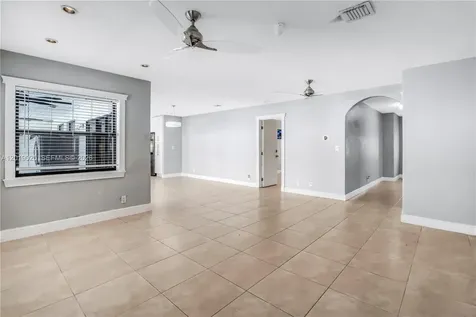 18201 SW 70th Place Southwest Ranches FL 33331