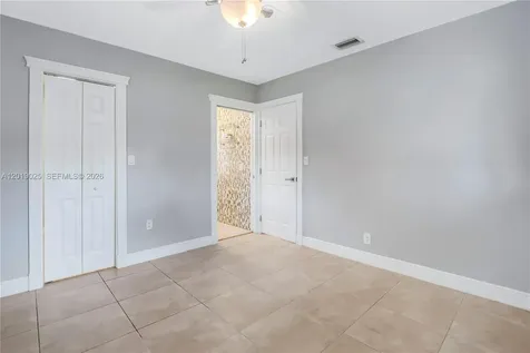 18201 SW 70th Place Southwest Ranches FL 33331