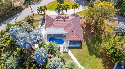 18201 SW 70th Place Southwest Ranches FL 33331