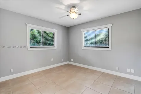 18201 SW 70th Place Southwest Ranches FL 33331