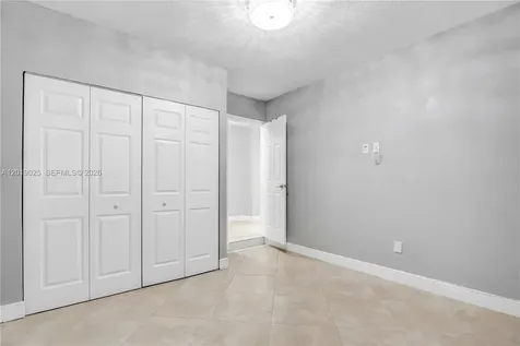 18201 SW 70th Place Southwest Ranches FL 33331