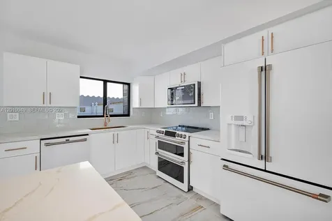 16449 NE 26th Avenue North Miami Beach FL 33160