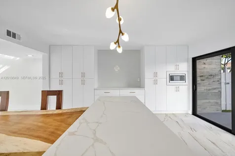 16449 NE 26th Avenue North Miami Beach FL 33160