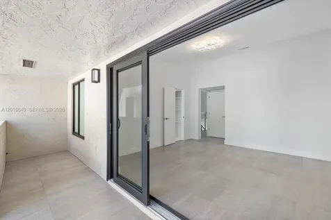 16449 NE 26th Avenue North Miami Beach FL 33160