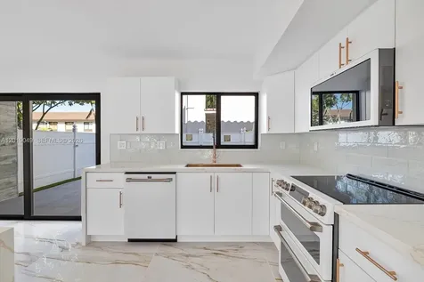 16449 NE 26th Avenue North Miami Beach FL 33160