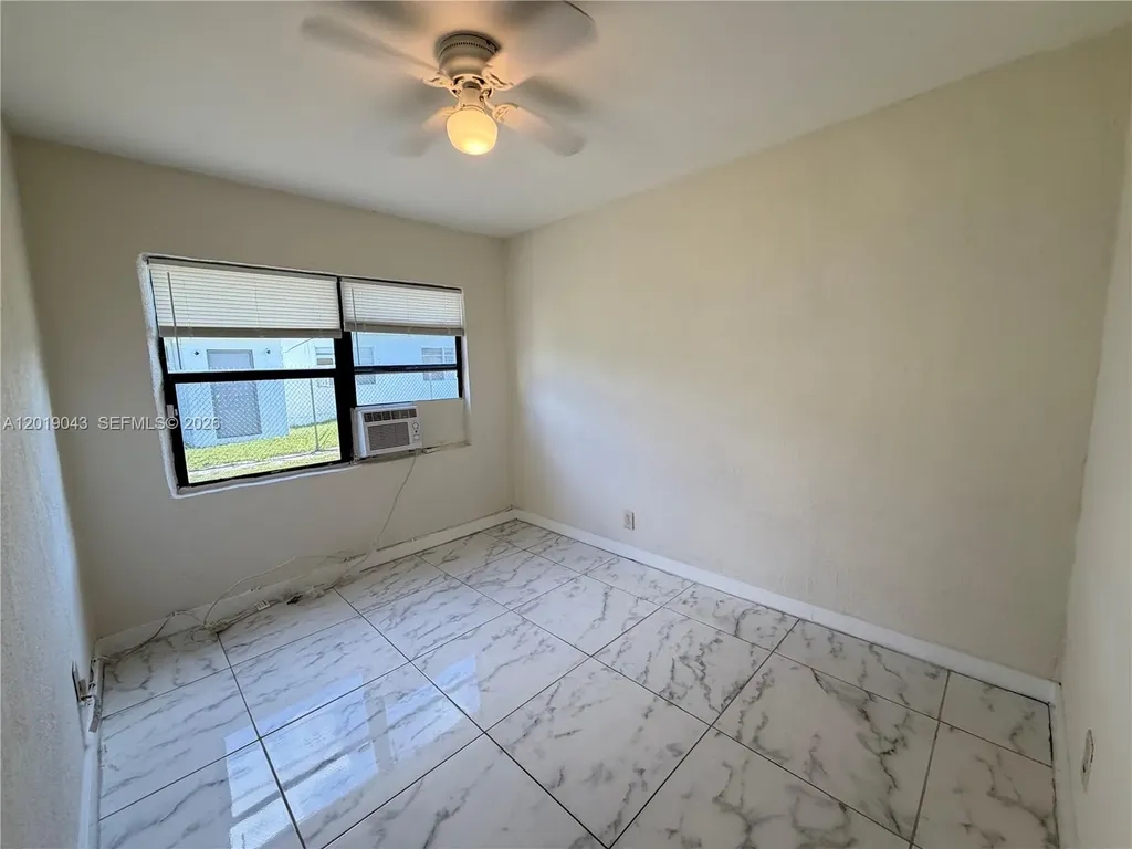 2571 NW 13th Court Fort Lauderdale FL 33311
