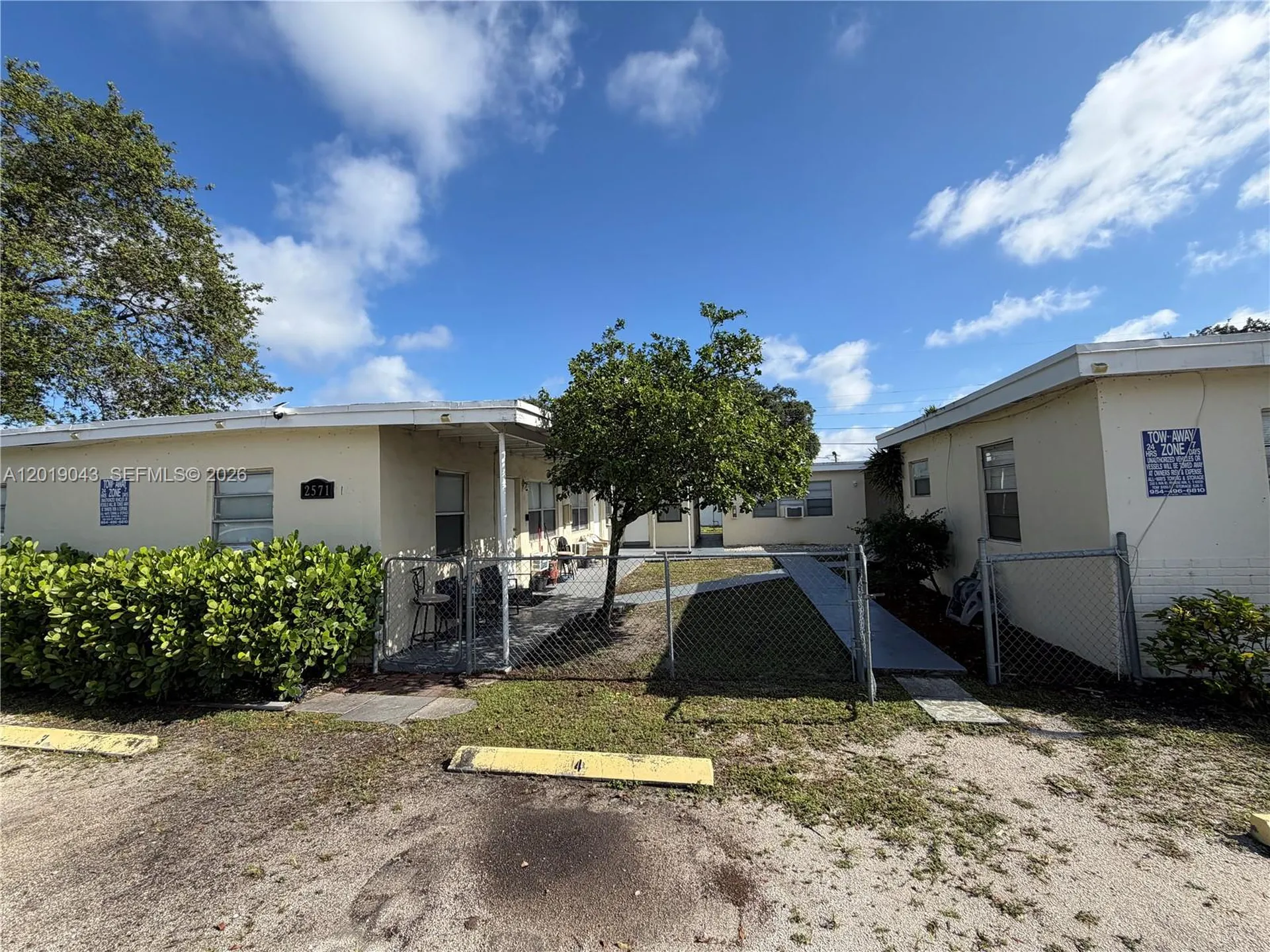2571 NW 13th Court Fort Lauderdale FL 33311