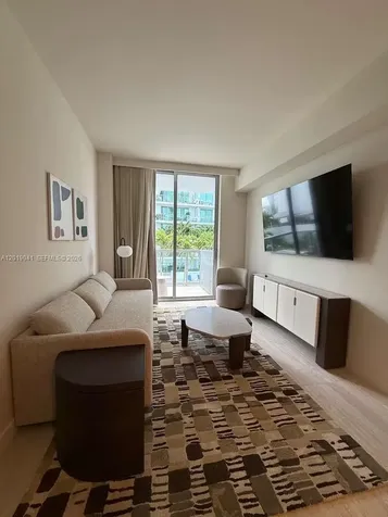 1611 SW 2nd Avenue Miami FL 33129
