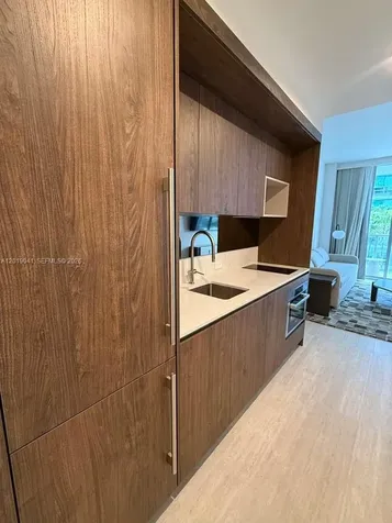 1611 SW 2nd Avenue Miami FL 33129
