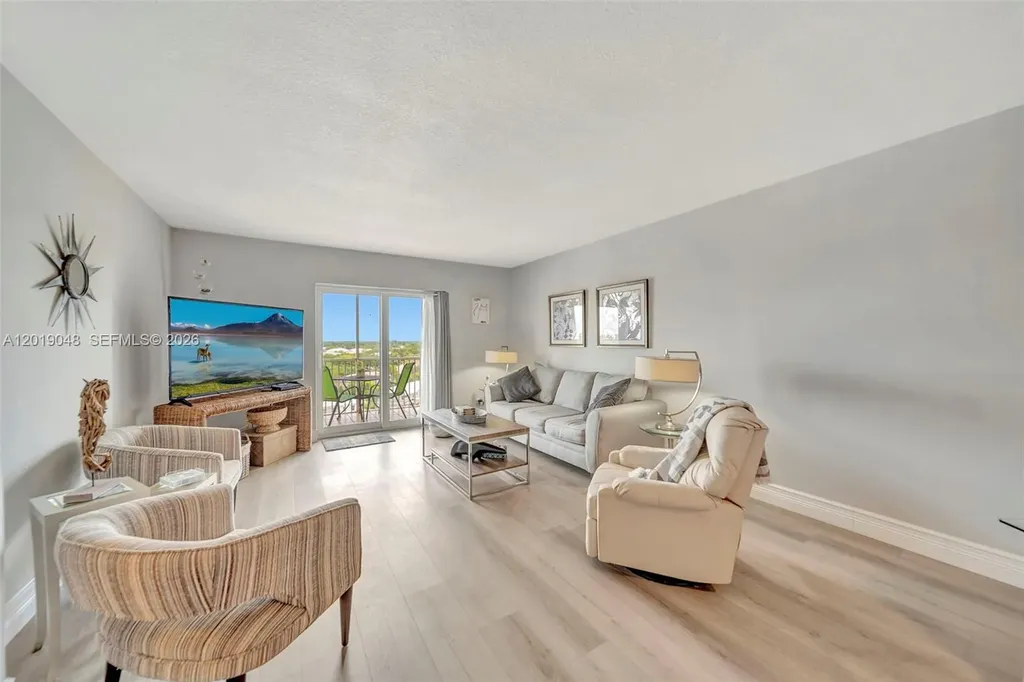 3575 Broken Woods Drive Coral Springs FL 33065