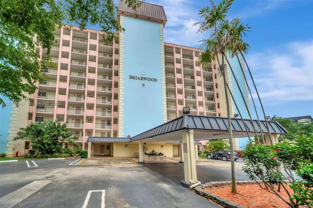 3575 Broken Woods Drive Coral Springs FL 33065