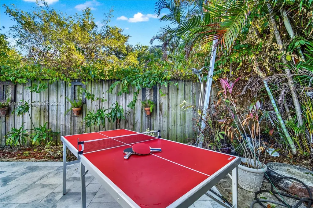 1600 SW 10th Street Fort Lauderdale FL 33312