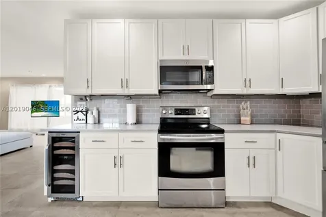 1600 SW 10th Street Fort Lauderdale FL 33312
