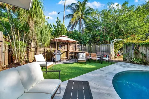 1600 SW 10th Street Fort Lauderdale FL 33312