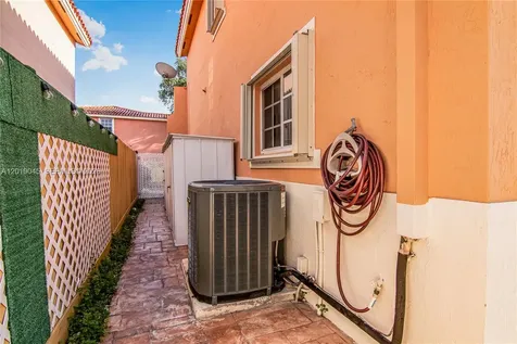 7773 SW 94th Lane Miami FL 33156