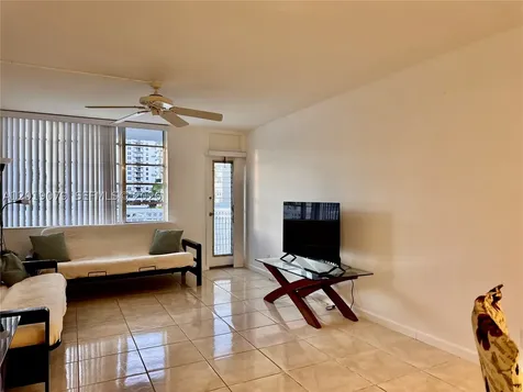 1913 S Ocean Drive Hallandale Beach FL 33009