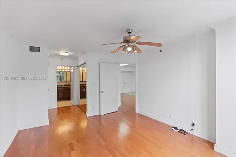 3600 Mystic Pointe Drive Aventura FL 33180