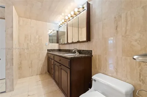 3600 Mystic Pointe Drive Aventura FL 33180