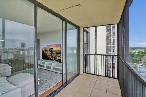20379 W Country Club Drive Aventura FL 33180