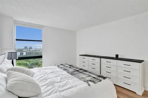 20379 W Country Club Drive Aventura FL 33180