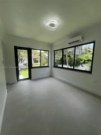 2910 SW 2nd Avenue Miami FL 33129