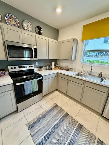 1710 SE 9th Avenue Homestead FL 33034