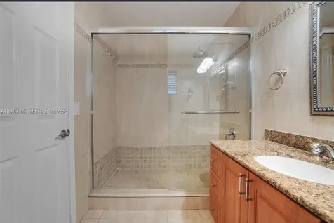 3643 Estepona Avenue Doral FL 33178