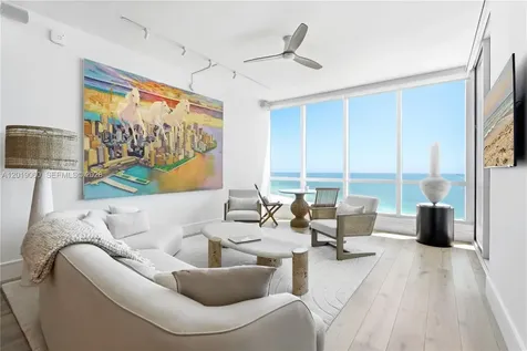 100 S Pointe Drive Miami Beach FL 33139