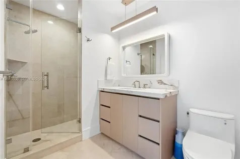 100 S Pointe Drive Miami Beach FL 33139