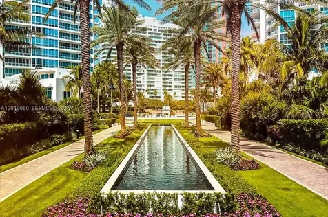 100 S Pointe Drive Miami Beach FL 33139