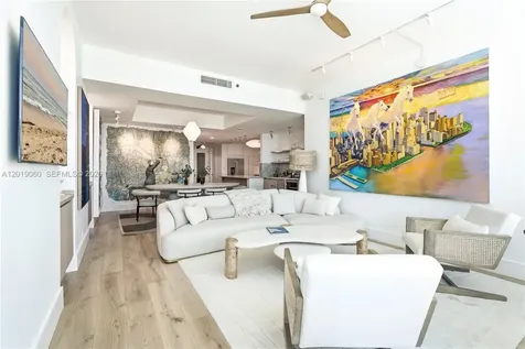 100 S Pointe Drive Miami Beach FL 33139