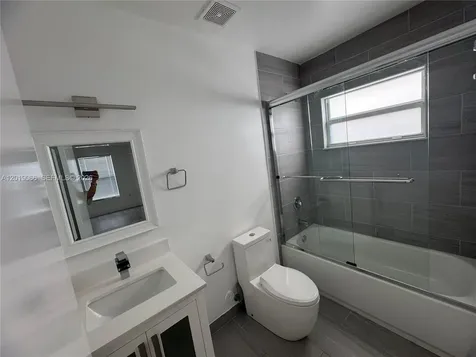 526 NW 6th Street Hallandale Beach FL 33009