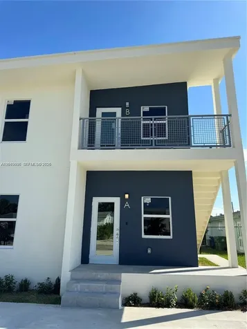526 NW 6th Street Hallandale Beach FL 33009